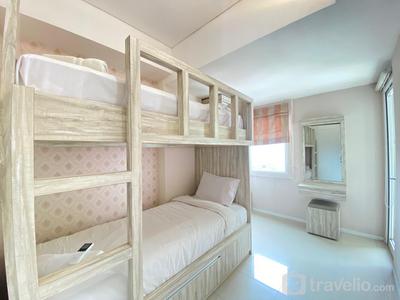Apartemen Parahyangan Residence - Nice and Cozy 2BR Apartment at Parahyangan Residence By Travelio