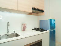 Apartemen Capitol Suites - Chic and Warm Studio Room at Apartment Capitol Suites By Travelio