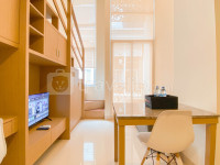 Modern Look Studio Apartment Loft at Apple 1 Condovilla By Travelio