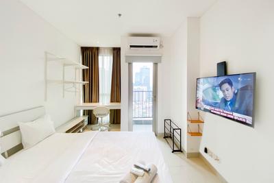 Apartemen Ciputra World 2 - Modern Look Studio Room at Ciputra World 2 Apartment By Travelio