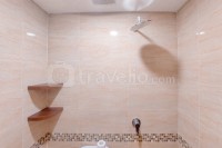 Apartemen B Residence - Minimalist and Warm Studio Apartment at B Residence By Travelio