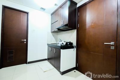 Apartemen Sky Terrace - 1BR Sky Terrace Lagoon Condo Apartment near Daan Mogot Mall By Travelio