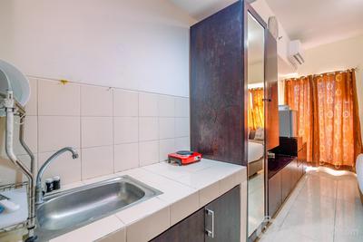 Apartemen Margonda Residence 3 - Strategic and Comfy Studio Apartment at Margonda Residence 3 By Travelio