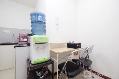 Apartemen Green Bay Condominium - Homey 1BR Apartment with City View Green Bay Condominium By Travelio