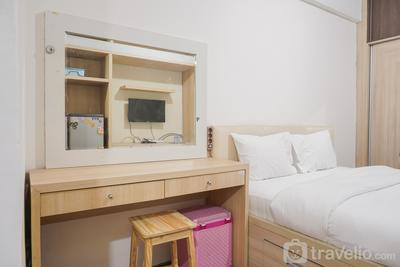Apartemen Green Park View - Warm and Minimalist Studio at Green Park View Apartment By Travelio