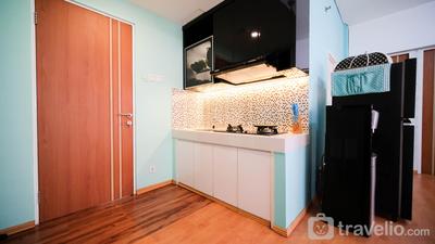 Apartemen Puncak Dharmahusada - Homey 2BR with Extra Room at Puncak Dharmahusada Apartment By Travelio