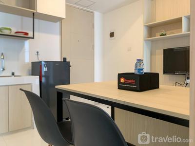 Apartemen Tokyo Riverside PIK 2 - Relaxing and Warm 2BR at Tokyo Riverside PIK 2 Apartment By Travelio