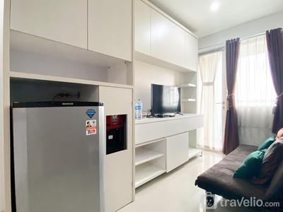 Apartemen Grand Dhika City Jatiwarna - Well Furnished and Homey 1BR at Grand Dhika City Jatiwarna Apartment By Travelio
