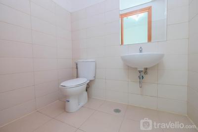 Apartemen Woodland Park Residence - Unfurnished Studio Apartment with AC at 16th Floor Woodland Park Residence By Travelio