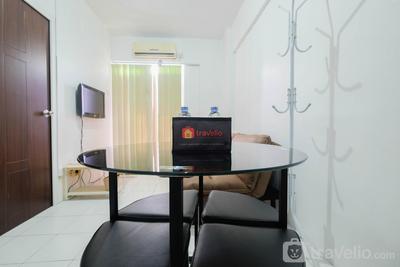 Apartemen Mutiara Bekasi - New Furnished 2BR Apartment Mutiara Bekasi By Travelio
