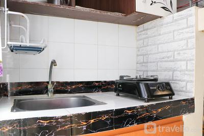 Apartemen Green Park View - Homey and Simply Look Studio Green Park View Apartment By Travelio