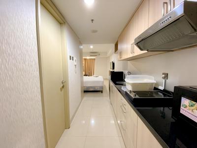 Apartemen The Pinnacle - Good and Homey Studio at The Pinnacle Apartment By Travelio