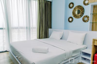 Nice and Comfort 1BR at The Smith Alam Sutera Apartment By Travelio