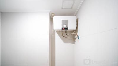 Apartemen The VIA And The Vue Ciputra World - Stunning and Cozy 1BR at The Via and The Vue Apartment By Travelio