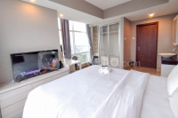 Apartemen Grand Sungkono Lagoon - Spacious 2BR with Extra Room at Grand Sungkono Lagoon Apartment By Travelio