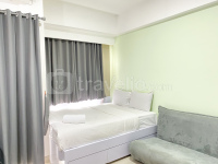 Simple Style Studio at  LRT City Jatibening Apartment By Travelio