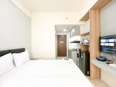 Homey and Well Design Studio Transpark Juanda Bekasi Timur Apartment By Travelio