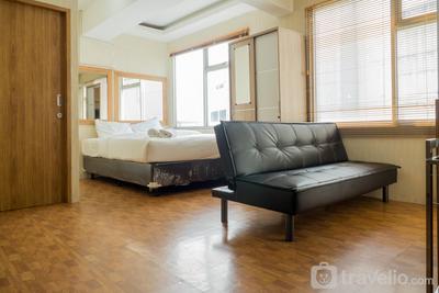 Spacious 1BR with Sofa Bed at The Jarrdin Cihampelas Apartment By Travelio