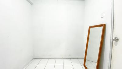 Apartemen Gading Nias Residence - Cozy 2BR Unfurnished Apartment with AC at Gading Nias Residence By Travelio
