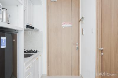 Apartemen Tree Park City Cikokol - Comfort and Modern Studio at Tree Park City Cikokol Apartment By Travelio