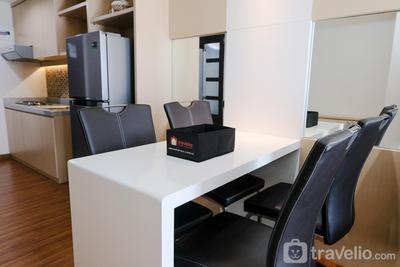 Apartemen Tamansari La Grande - Homey and Cozy 2BR Apartment at Tamansari La Grande By Travelio