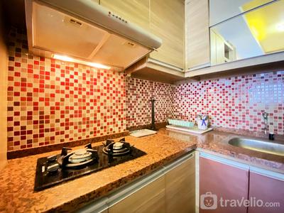 Apartemen Suites @Metro - Simply Homey 2BR at Suites @Metro Apartment By Travelio