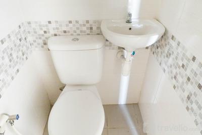 Apartemen Amega Crown Residence - Unfurnished 12th Floor Studio Apartment at Amega Crown Residence By Travelio