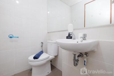 Apartemen Green Bay Condominium - Homey 1BR Apartment with City View Green Bay Condominium By Travelio