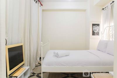 Apartemen Bassura City - White and Nice 1BR at Bassura City Apartment By Travelio