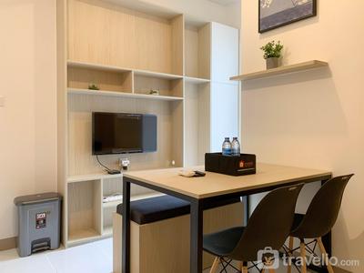Apartemen Tokyo Riverside PIK 2 - Compact and Functional 2BR Tokyo Riverside PIK 2 Apartment By Travelio