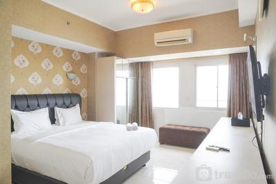 Apartemen Seasons City Latumenten - Best Price and Homey Studio Apartment Seasons City By Travelio