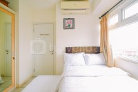 Best Price and Comfortable 2BR Green Pramuka City Apartment By Travelio