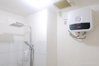 Apartemen Grand Asia Afrika - Best Deal Studio at Grand Asia Afrika Apartment By Travelio