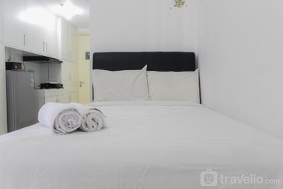 Modern and Clean Studio Apartment at M-Town Residences By Travelio