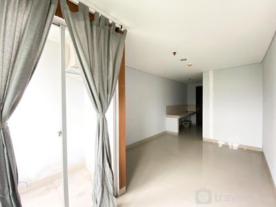 Apartemen Enviro - Unfurnished Studio with AC at 10th Floor at Enviro Apartment By Travelio