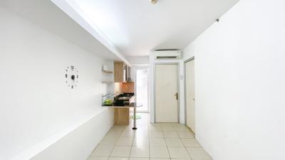 Homey 2BR Unfurnished with AC at Green Bay Pluit Apartment By Travelio