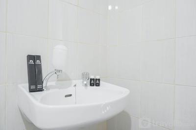 Apartemen Amethyst - Scenic and Strategic Studio Amethyst Apartment By Travelio