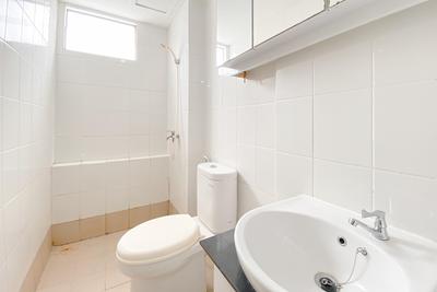 Apartemen Bassura City - Strategic Unfurnished 3BR Tower Alamanda with AC at Bassura Apartment By Travelio