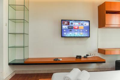 Apartemen The Boulevard - Good Deal and Comfortable 1BR The Boulevard Apartment By Travelio