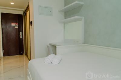 Apartemen Sky House BSD - Minimalist and Homey Studio at Sky House BSD Apartment By Travelio
