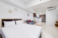 Comfort Living and Homey Studio Tamansari Bintaro Mansion Apartment By Travelio
