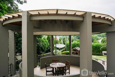 Apartemen Permata Hijau Residence - Spacious and Elegant 3BR Apartment Permata Hijau Residence By Travelio