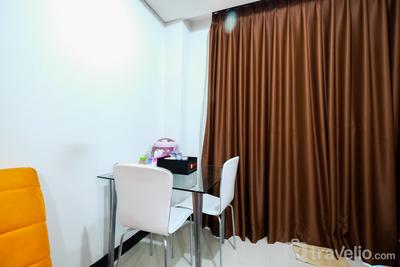 Apartemen Sky Terrace - 1BR Sky Terrace Lagoon Condo Apartment near Daan Mogot Mall By Travelio