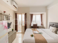 Apartemen Margonda Residence 5 - Minimalist Studio near Station at Margonda Residence 5 Apartment By Travelio