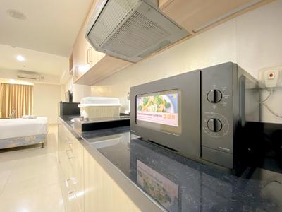 Apartemen The Pinnacle - Good and Homey Studio at The Pinnacle Apartment By Travelio