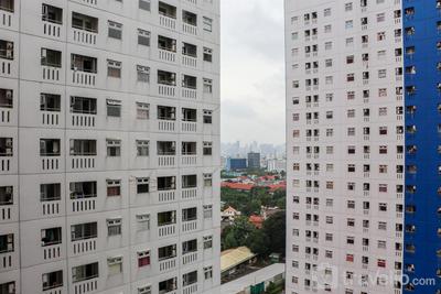 Apartemen Green Pramuka City - Well Design 2BR Apartment at Green Pramuka City By Travelio
