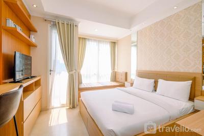 Comfortable and Fully Furnished Studio at Menteng Park Apartment By Travelio