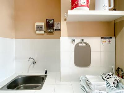 Apartemen Elvis Tower - Homey and Cozy Living Studio (No Kitchen) Elvis Tower Apartment By Travelio