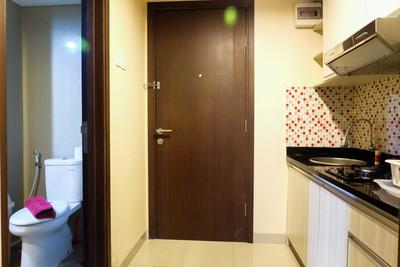 Apartemen H Residence - Modern Furnished Studio Apartment H Residence near MT Haryono By Travelio