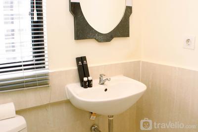 Apartemen Meikarta - New Furnished and Comfy 2BR at Meikarta Apartment By Travelio